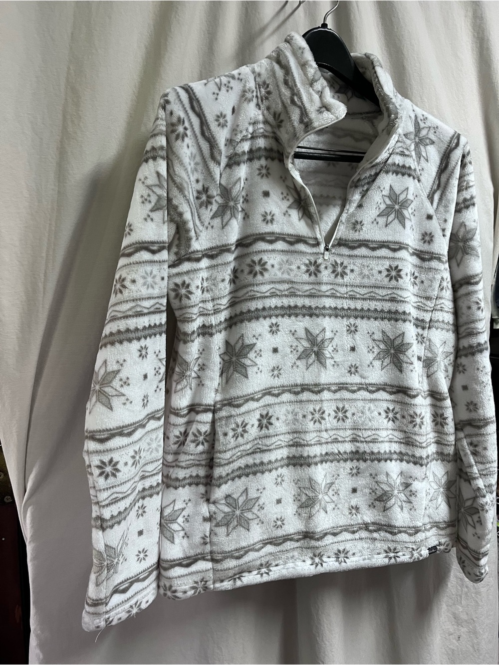 Eddie Bauer Fair Isle 1/4 Zip Mock Neck Fleece Pullover Snowflake Jacket Large - Picture 2 of 10